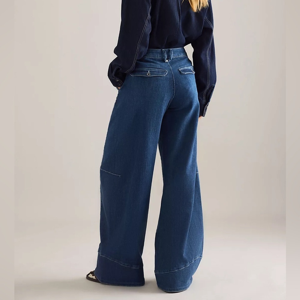 NWT Size 27 - Pilcro Full Curve High-Rise Wide-Leg Jeans